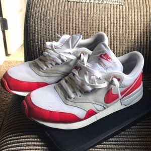 Nike Odyssey Retro Shoes Size 9